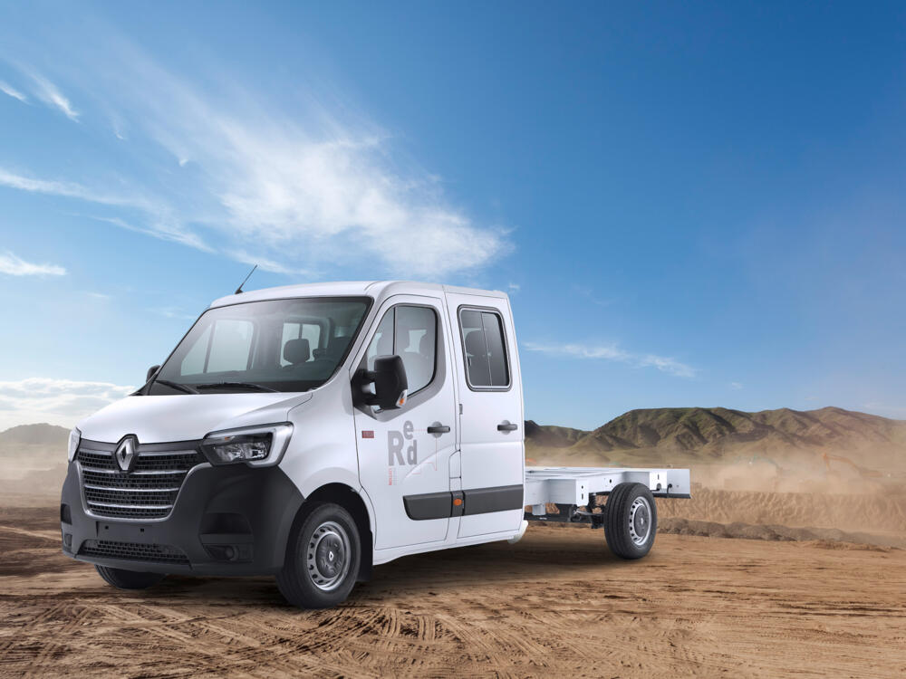 Renault master chassis cabine met dubbele cabine op locatie