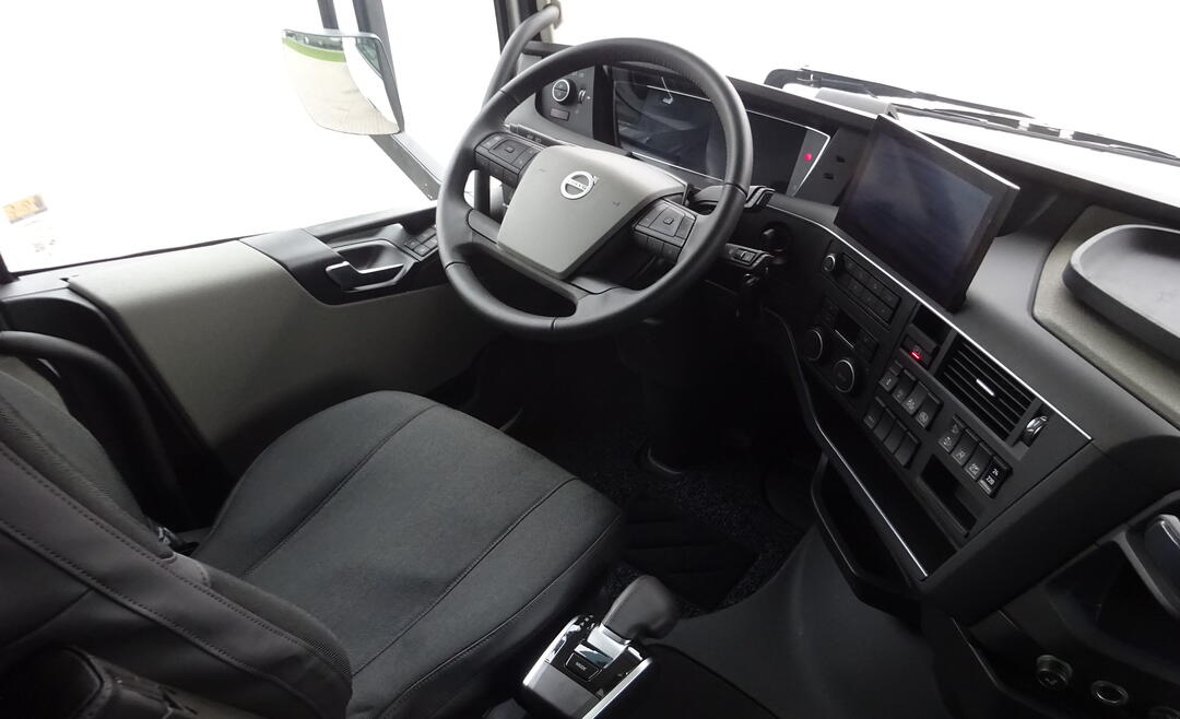 Volvo FH 460 TC 4x2 X-LOW