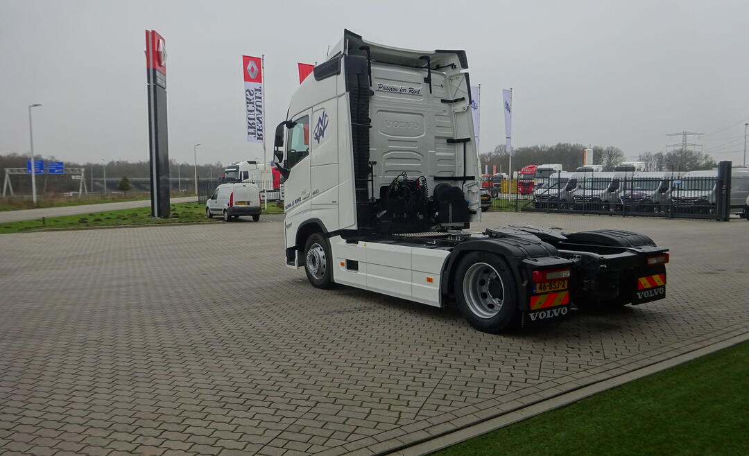Volvo FH 460 TC 4x2 X-LOW