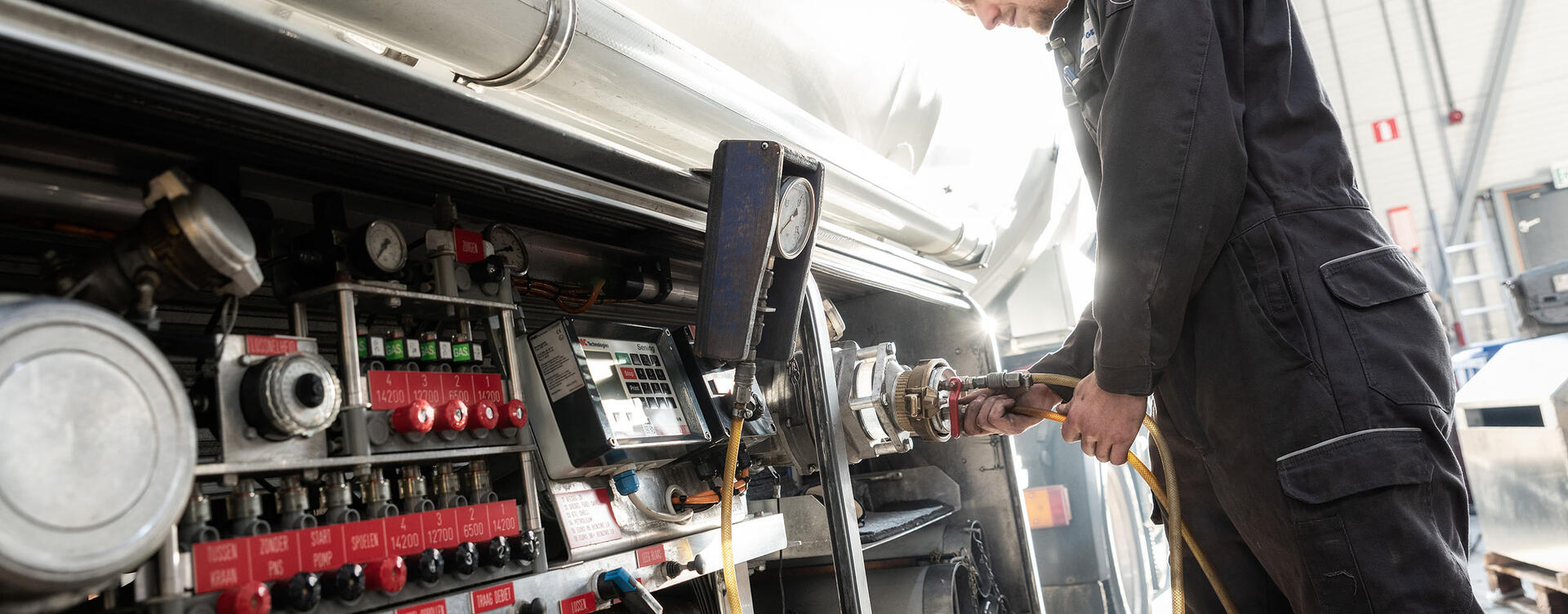 Onderhoud tankwagens en tankopleggers
