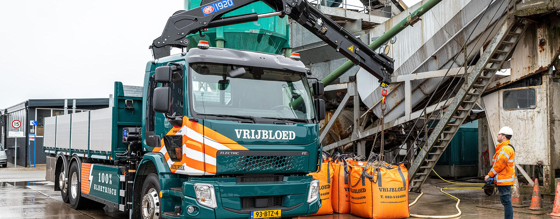 Vrijbloed Transport voorloper in duurzaam transport met nu tien elektrische Volvo-trucks