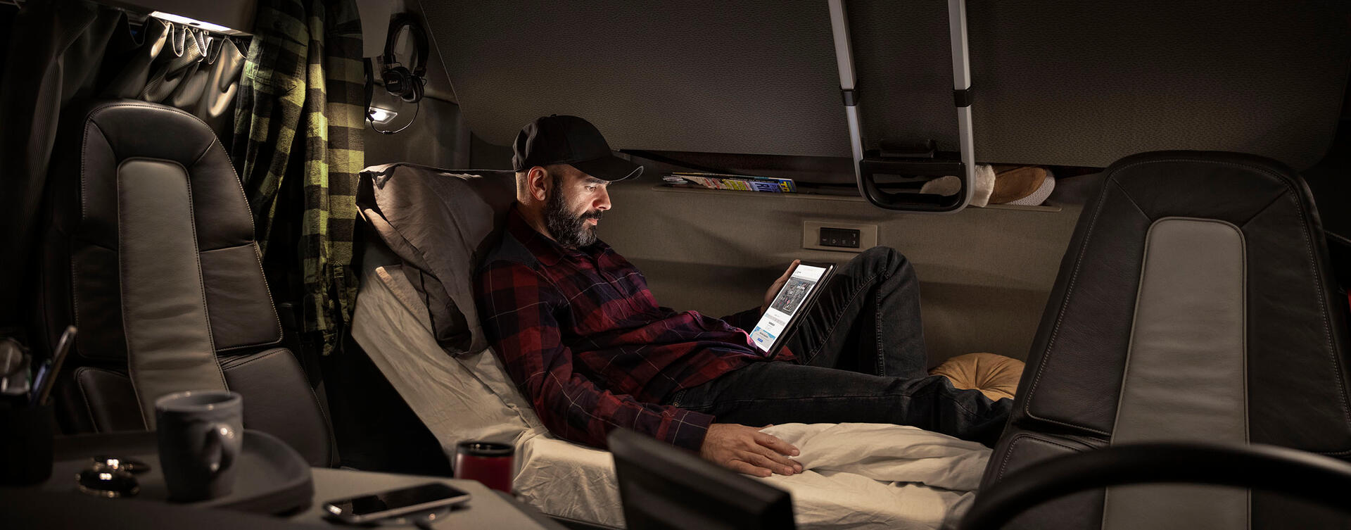 Nijwa-Volvo-FH-interieur-cabine-2
