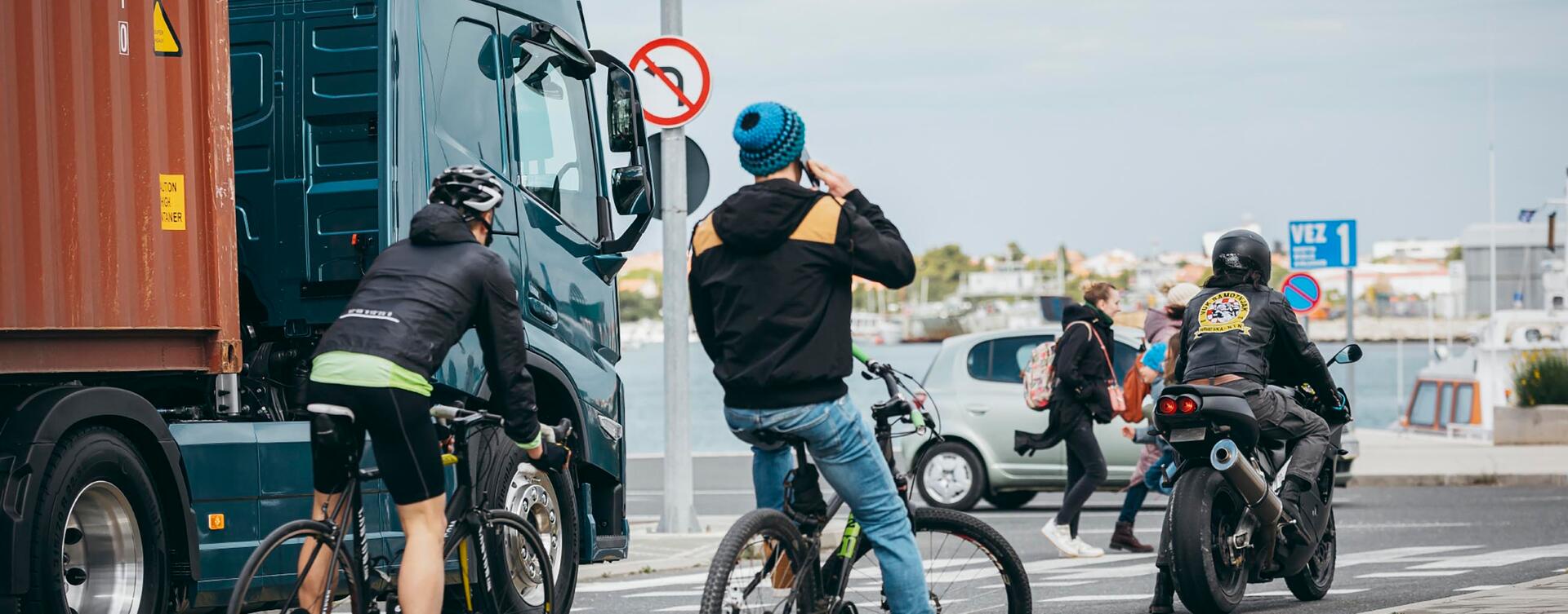 nijwa-volvo-fm-verkeer