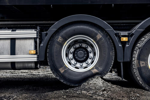 volvo-trucks-terrain-brake