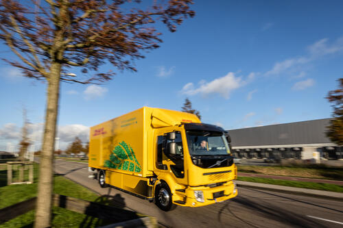 volvo-fl-electric-dhl-parcel