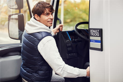 Nijwa_Driver_Renault_Trucks_E_Tech