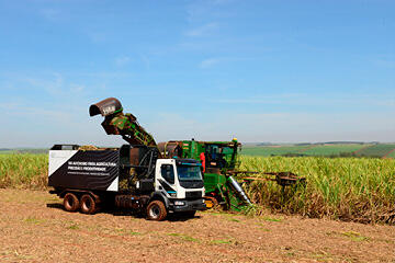 pb-zelfrijdende-volvo-truck-360x240.jpg