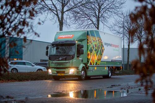 volvo-fl-electric-oegema-schemering