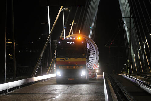 volvo-fh-zwaartransport-trekker-pax-donker
