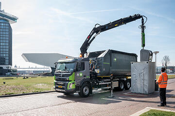 vijftigste-volvo-truck-360.jpg