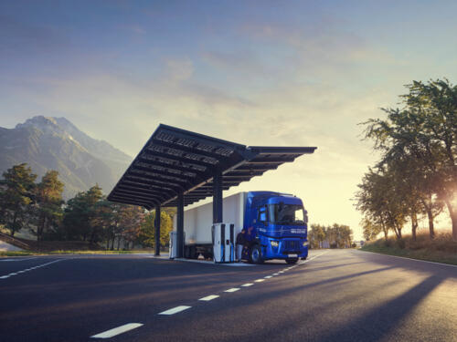 Renault Trucks E-Tech T laden