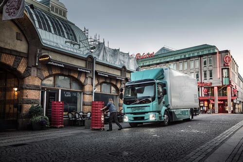 volvo-fl-electric-in-stad