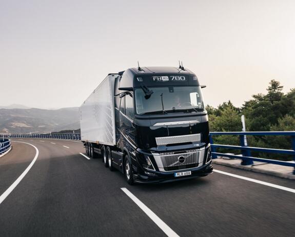 Volvo FH16 Aero header Volvo FH16 Aero header
