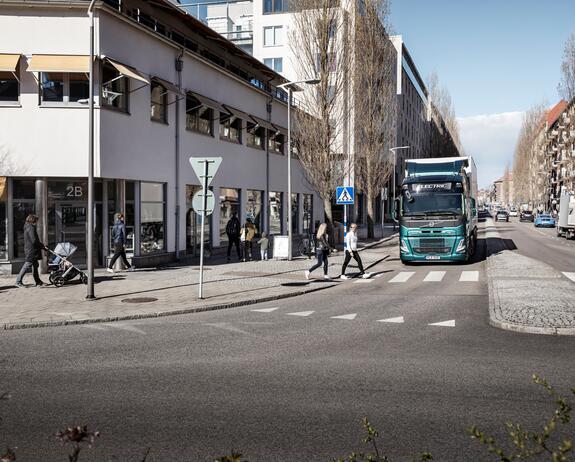 Nijwa-Volvo-FM-Electric-010