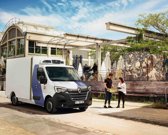 renault-master-ze renault-master-ze