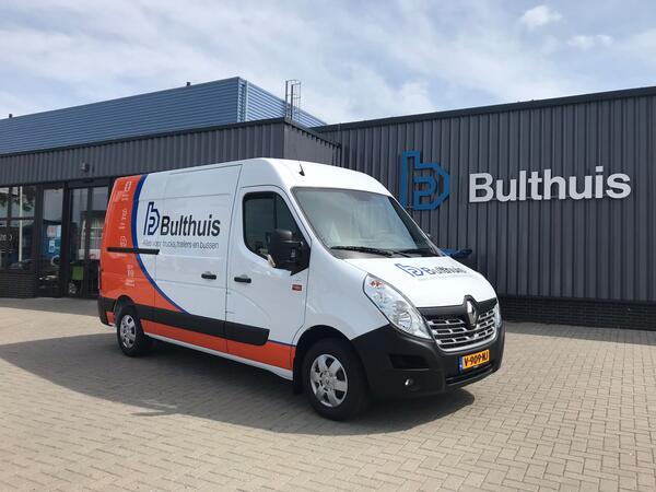 BULTHUIS.jpg