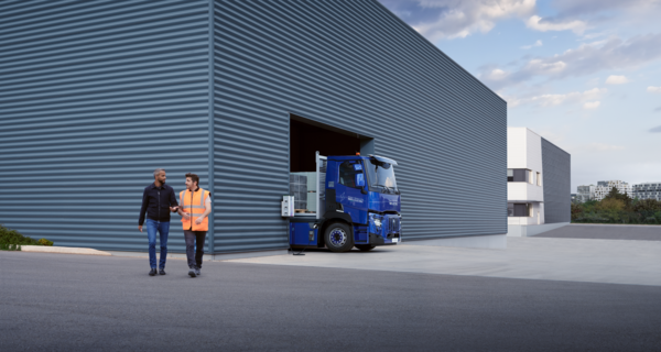 Nijwa-Renault-Trucks-E-tech-C-bij-de-dealer