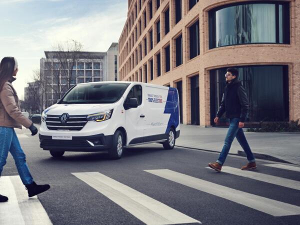 Nijwa-Renault-Trucks-E-Tech-Trafic-p041278 Nijwa-Renault-Trucks-E-Tech-Trafic-p041278