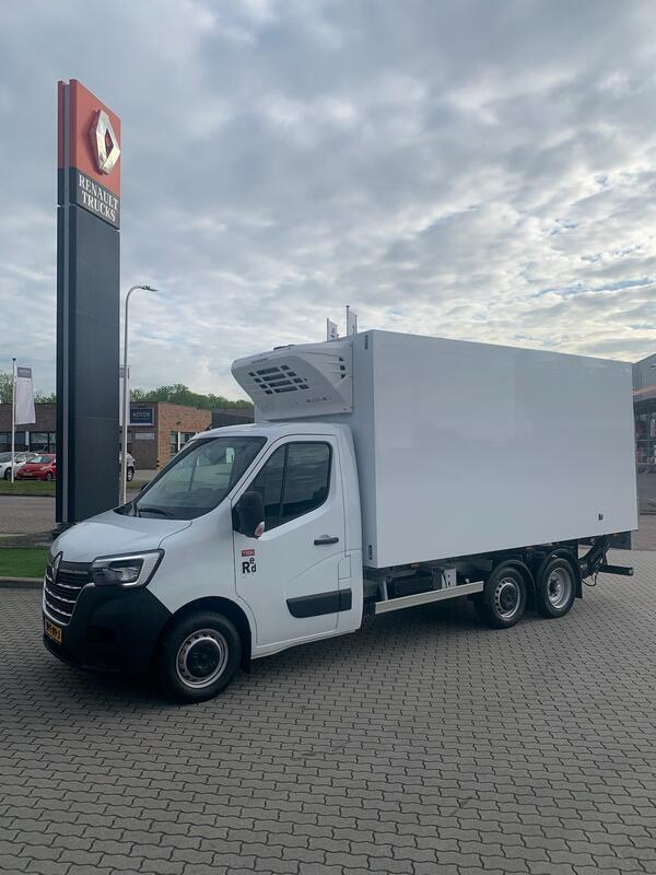 Hummel1305